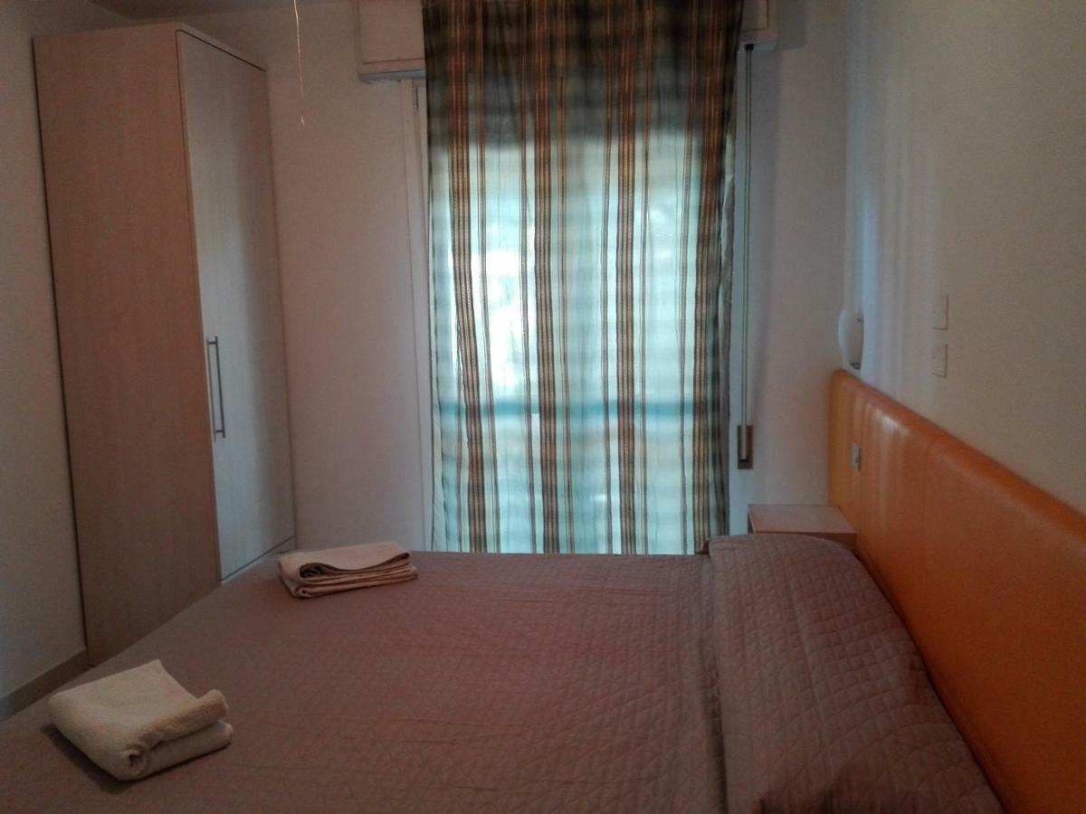 Bed and Breakfast New Prophet Cattolica Exterior foto